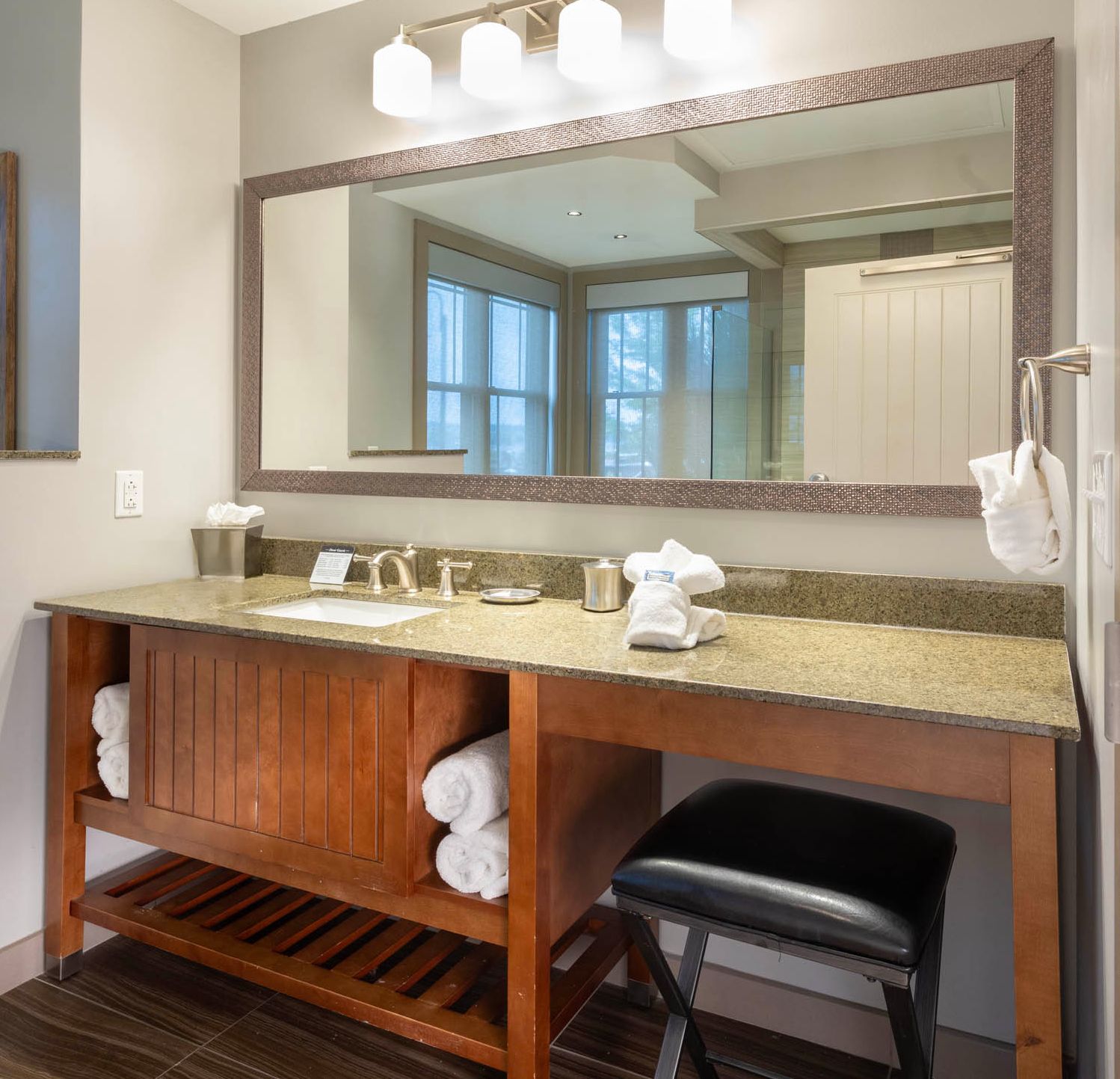 A full suite of bathroom amenities available in each room